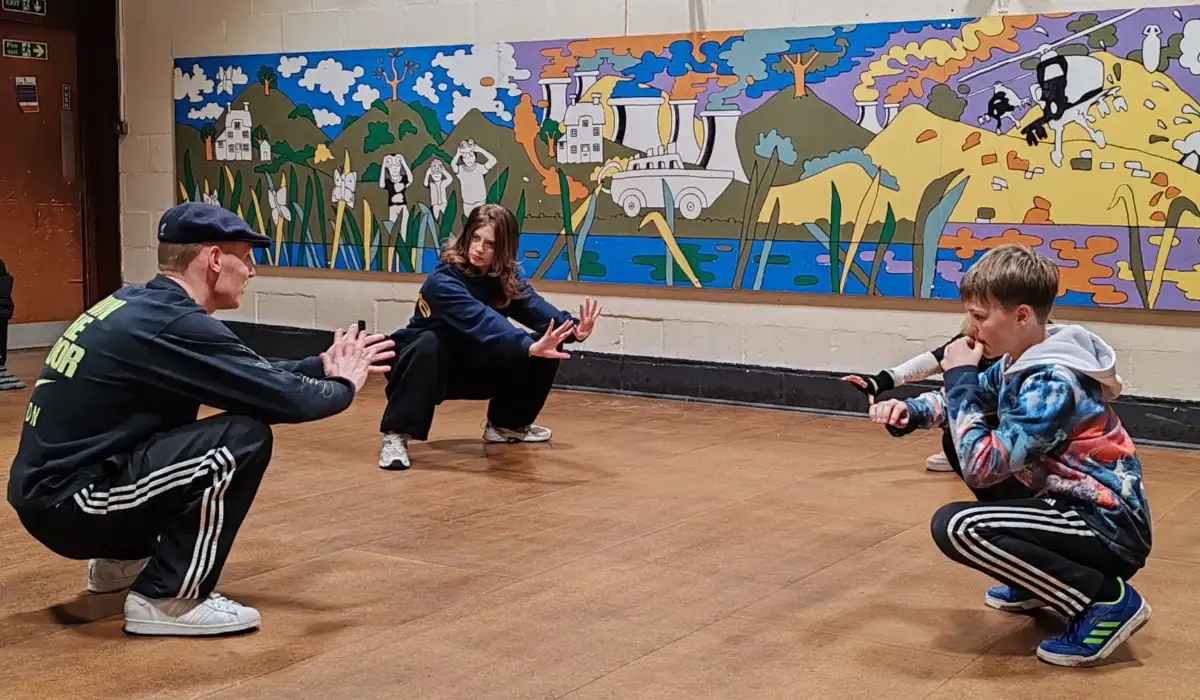 blog-breakin1 breakdancing group