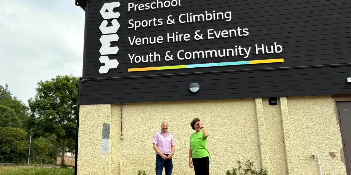 blog-marathon-paul-june1 paul and clare outside ymca